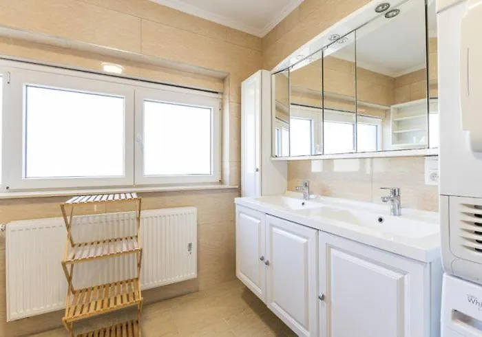 Cosy House With 3 And Garden Near * Ostenda