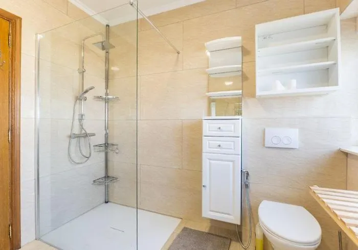 Cosy House With 3 And Garden Near Dom wakacyjny *